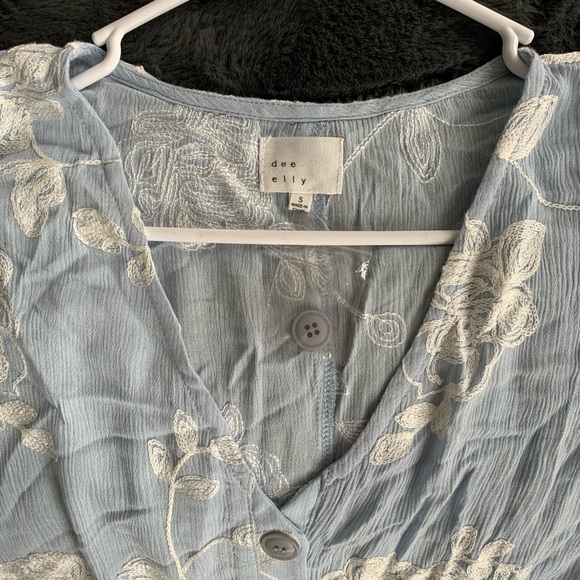 Vici La Petite Embroidered Button Down Romper - Picture 4 of 4